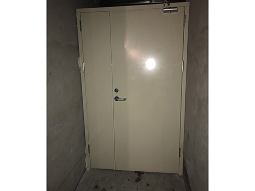 东莞钢质防火门告诉您防盗门挑选方法介绍