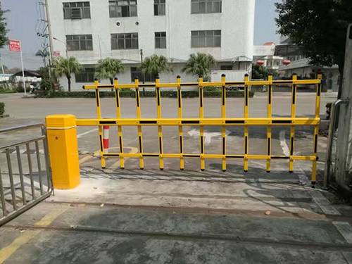 小区车辆识别道闸